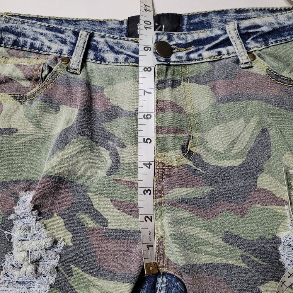Dazl Two Toned Green Camouflage Distressed Front Acid Wash‎ Blue Denim Back 13 - Picture 6 of 8